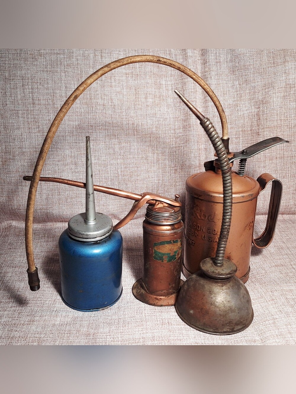 Vintage Oil Can Lot (4) Golden Rod 1.5 Pint Eagle Plews N-1105 1940s-1970s Oiler